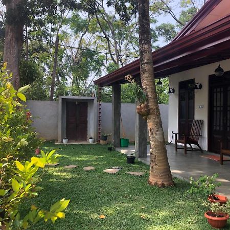 Lohas Villa Hiriketiya Диквелла Экстерьер фото