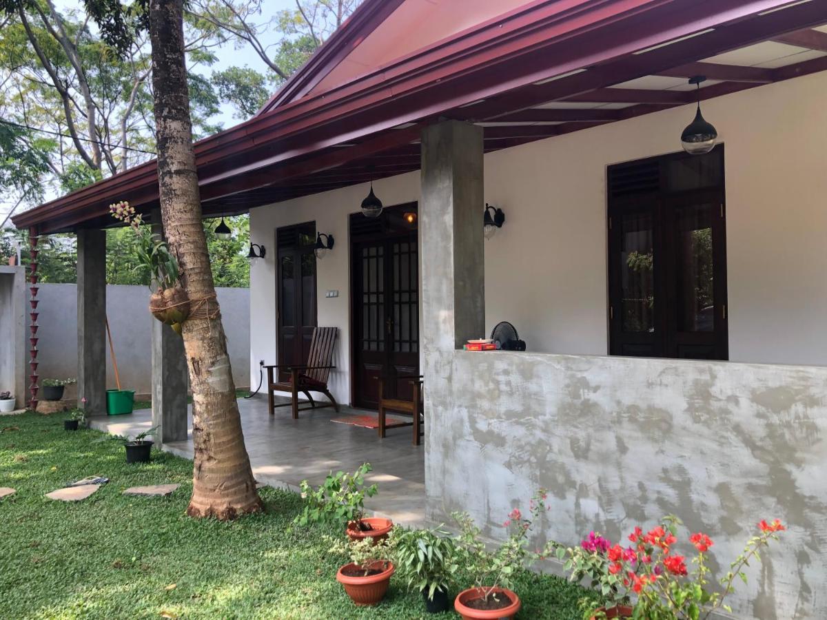 Lohas Villa Hiriketiya Диквелла Экстерьер фото